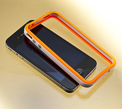 ������������� ���� ���������� Apple iPhone 4G, 4S Bumper ������� �� ��������� �����