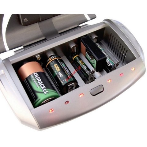 Universal battery charger with Display LCD for 1 ~ 4 pieces (AA/AAA/C/D R20 / 9V cells NiCD/NiHM)