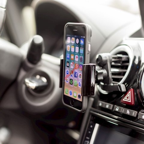 Βάση αυτοκινήτου Forever AH-100 για αεραγωγό Box