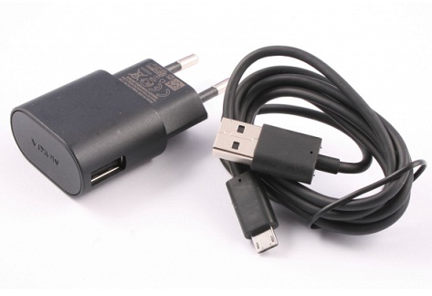   Nokia AC-50E Bulk Fast USB Charger MicroUSB  USB CA-190CD.