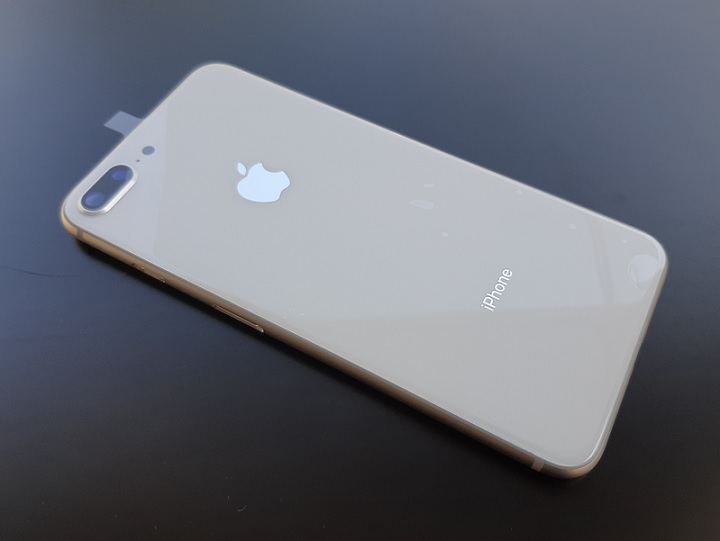   iPhone 8 PLUS (H.Q) Silver with small parts    Bulk