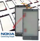   Nokia Lumia 820         
